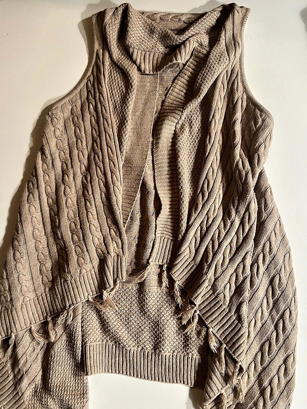 Matilda Jane Mind'Small Eye Cable Knit Tassel Vest Brown Small